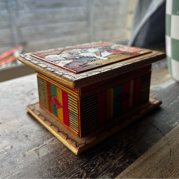 Colorful Wooden Popotillo Ring/Trinket Box - Picture 3 of 11
